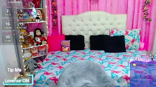 Snapshot of golden_girl01 chatting on March 2025 09:37:02 PM golden girl01 online show from March 2025 09:37:02 PM