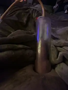 Snapshot of lulu0133 chatting on January 2026 10:24:02 PM lulu0133 online show from January 2026 10:24:02 PM