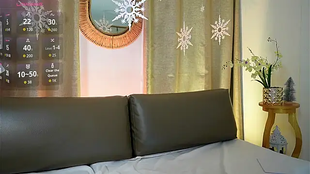 AlexiaClark7 online show from December 2025 07:44:01 PM