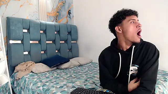 DIAMOND BLACKS online show from April 2026 07:46:01 AM