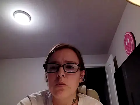 Snapshot of redremmi chatting on February 2026 11:03:02 PM redremmi online show from February 2026 11:03:02 PM