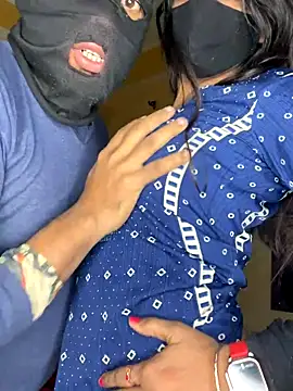 HOT-CUPAL22 online show from December 2025 06:44:01 AM