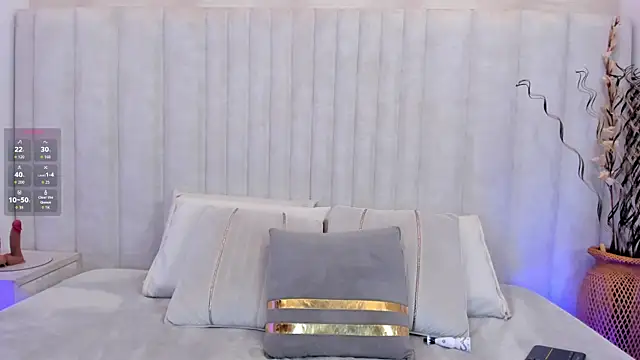 Snapshot of im_ariana_ chatting on May 2026 08:13:02 PM im ariana online show from May 2026 08:13:02 PM