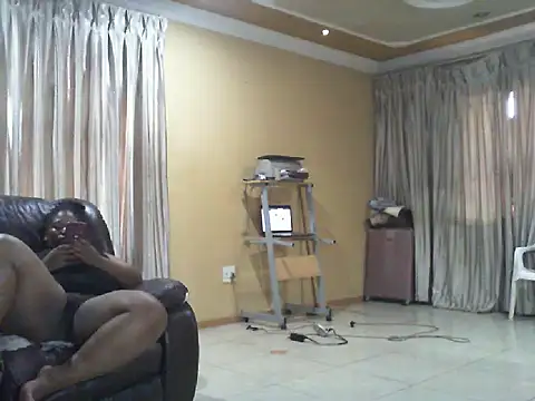 Caramel-goddess18 online show from December 2025 12:45:02 PM