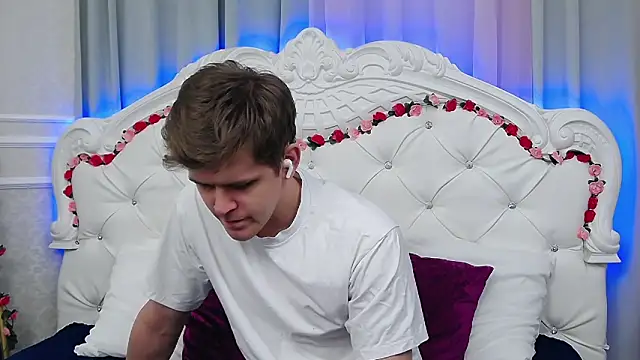 NickJohnas online show from April 2026 03:41:02 PM