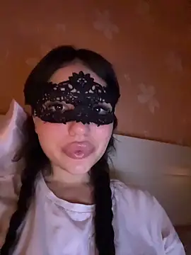 SilkyMira online show from March 2026 07:07:02 PM