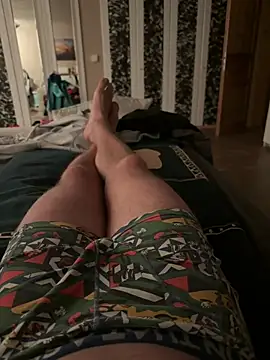 Manu1983el01 online show from March 2026 06:45:02 PM