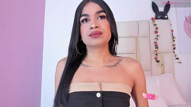 Silvanna-Casstro online show from January 2026 12:07:01 PM