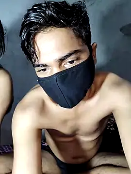 realcouple71 online show from February 2026 01:38:02 PM