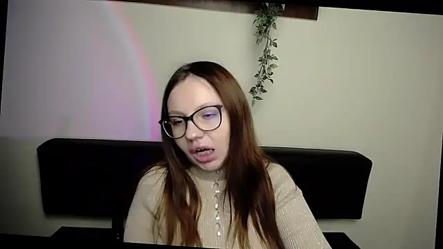 LiliaErmi online show from April 2026 06:08:01 AM