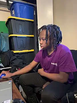 Snapshot of YourLittleBoyfriend chatting on March 2026 03:03:02 PM YourLittleBoyfriend online show from March 2026 03:03:02 PM