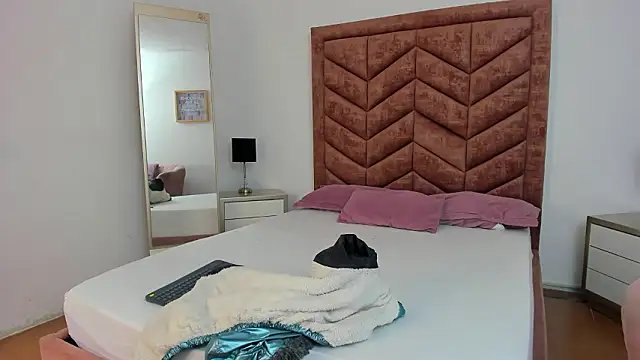 Scarlett  Noir online show from March 2026 08:04:01 PM