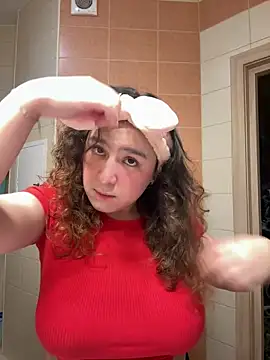 luisa evans online show from December 2025 10:39:01 PM