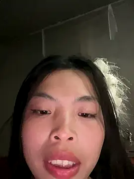 lux-su online show from December 2025 03:42:01 PM