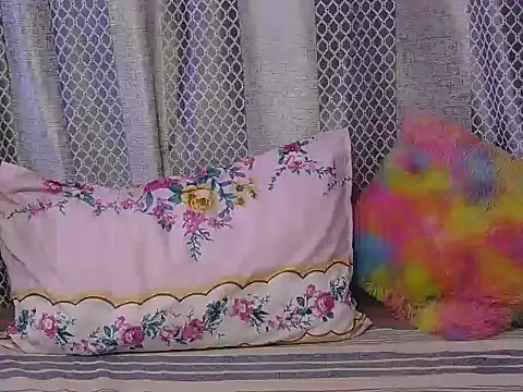 hey-pinky online show from April 2026 04:52:01 AM