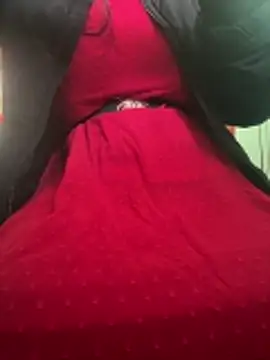 Snapshot of cute_mahi001 chatting on January 2026 05:00:01 AM cute mahi001 online show from January 2026 05:00:01 AM