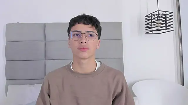 JoshClaarktt online show from February 2026 03:43:01 AM