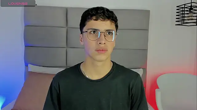 JoshClaarktt online show from March 2026 04:07:01 AM