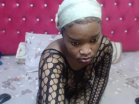 Barbie Kay online show from December 2025 07:32:01 PM