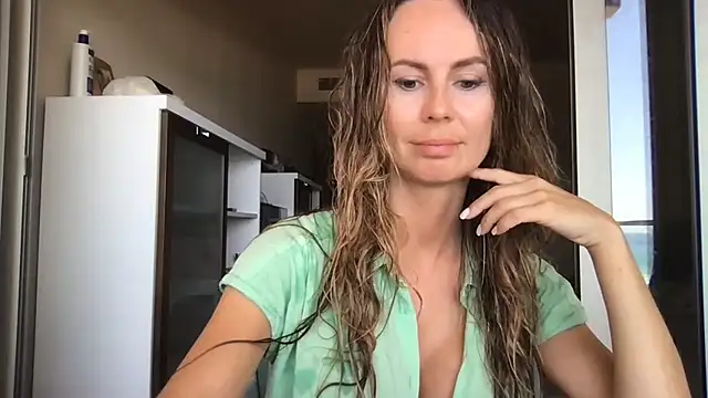 LeMilf online show from June 2026 09:55:02 AM