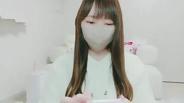 yuyuchan   online show from January 2026 11:03:01 AM