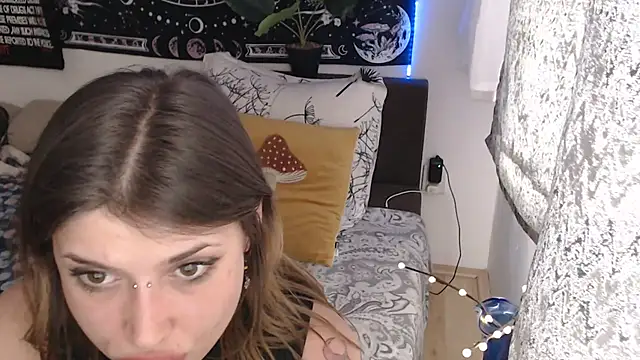 AlienforTwenty online show from March 2026 02:09:02 PM