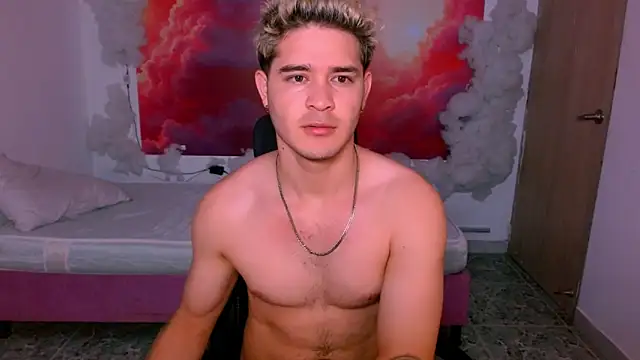 RayanLynxx online show from December 2025 07:30:02 PM