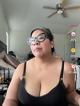 BettyWhispers online show from June 2026 03:29:02 PM