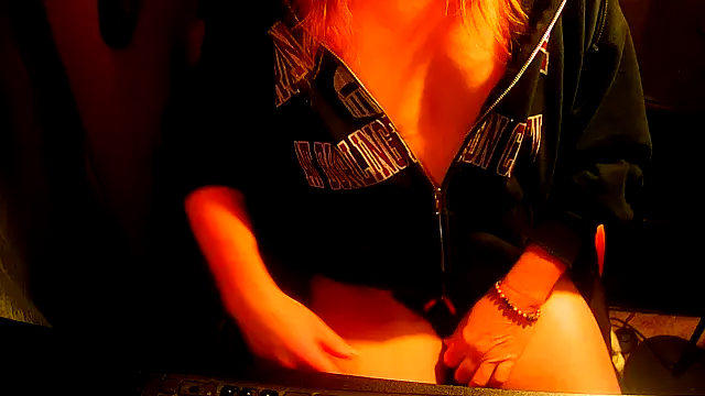 Snapshot of GoodGirlKelly chatting on February 2026 01:28:01 AM GoodGirlKelly online show from February 2026 01:28:01 AM