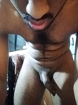 Snapshot of moonlightTower chatting on December 2025 04:22:01 PM moonlightTower online show from December 2025 04:22:01 PM