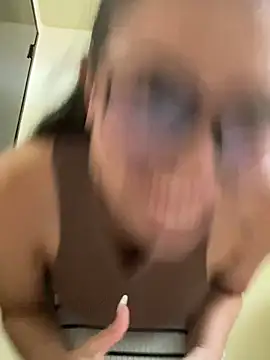 shayla  bross online show from January 2026 04:44:01 PM