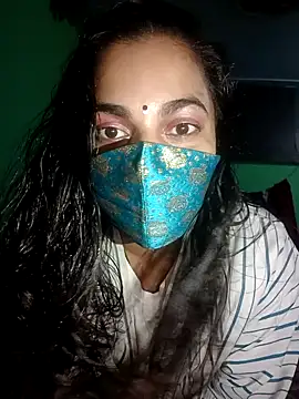 anzel33 online show from December 2025 04:57:01 PM