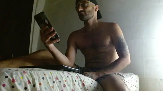 Snapshot of Alex_Flame_ chatting on April 2026 03:52:01 AM Alex Flame online show from April 2026 03:52:01 AM