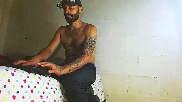 Snapshot of Alex_Flame_ chatting on May 2026 03:35:02 AM Alex Flame online show from May 2026 03:35:02 AM