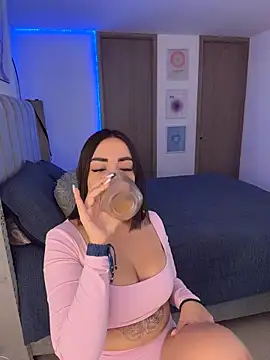 Snapshot of SamVega chatting on February 2026 09:04:01 PM SamVega online show from February 2026 09:04:01 PM