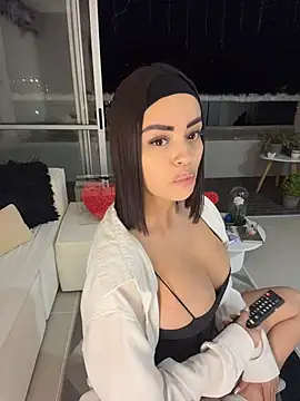 Snapshot of SamVega chatting on February 2026 12:08:01 AM SamVega online show from February 2026 12:08:01 AM