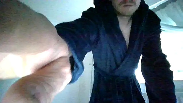 CrookedBunk3527 online show from June 2026 07:36:02 PM