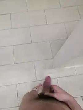 MSleepyyyy online show from April 2026 05:18:02 AM