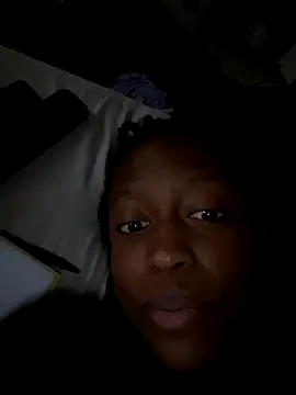 LauraAurora online show from December 2025 10:26:01 PM