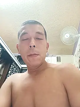 Snapshot of Blackpaullee chatting on May 2026 01:27:01 PM Blackpaullee online show from May 2026 01:27:01 PM