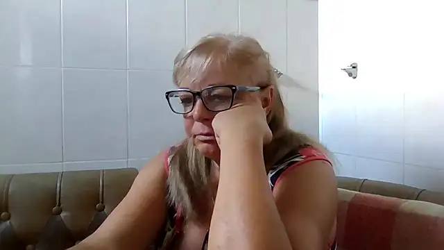 LinaLight88 online show from July 2026 10:47:01 AM