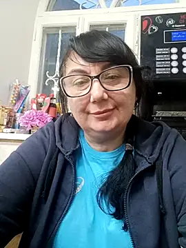 MariSwan222 online show from June 2026 05:58:02 PM