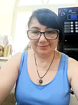MariSwan222 online show from July 2026 09:38:01 AM