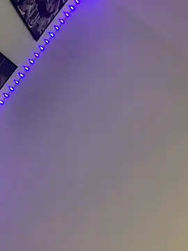 Melissaa00 online show from April 2026 02:03:02 PM