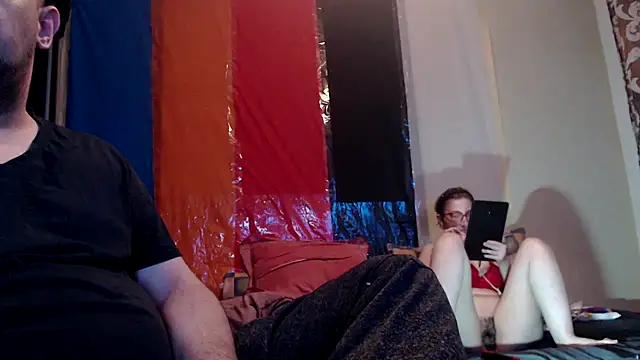 yunis32 online show from January 2026 07:19:02 PM