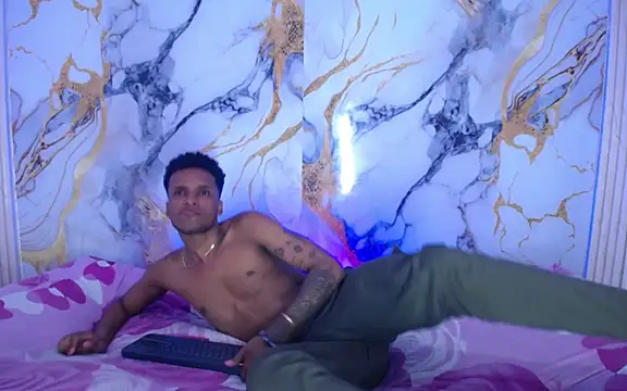 Snapshot of Damian_and_theo chatting on February 2026 07:39:02 PM Damian and theo online show from February 2026 07:39:02 PM