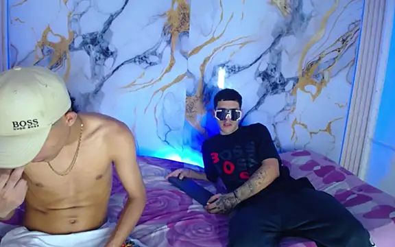 Snapshot of Damian_and_theo chatting on February 2026 07:02:02 PM Damian and theo online show from February 2026 07:02:02 PM