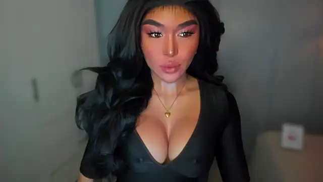 Snapshot of mxshemale_ladyboy chatting on December 2024 06:08:01 PM mxshemale ladyboy online show from December 2024 06:08:01 PM