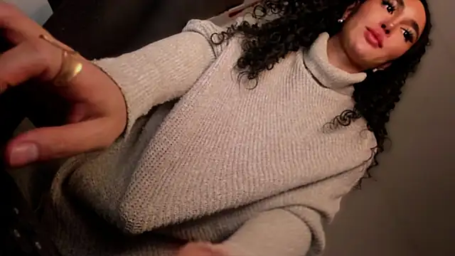 Snapshot of mxshemale_ladyboy chatting on October 2025 01:54:01 PM mxshemale ladyboy online show from October 2025 01:54:01 PM