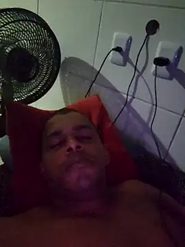 Snapshot of marreta240675 chatting on March 2026 01:45:02 AM marreta240675 online show from March 2026 01:45:02 AM